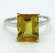 A 10ct white gold ring set with citrine, 2.1g, siz
