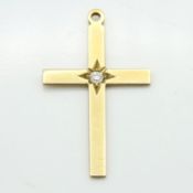 A 10ct gold cross set with small diamond, 0.5g, dr