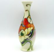 A Moorcroft pottery 