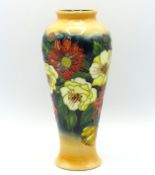A Moorcroft pottery 