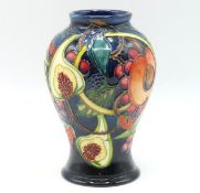 A Moorcroft pottery 