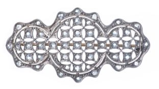 Broche en or jaune et argent sertie de diamants