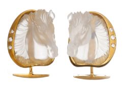 Paire de boutons de manchette en or et cristal