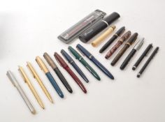 COLLECTION OF VINTAGE FOUNTAIN AND BALLPOINT PENS