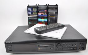 SONY - 1997/01 VINTAGE MINIDISC DECK MDS-JE510 AND MINIDISCS