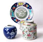 COLLECTION OF 19TH CENTURY PORCELAIN CHINESE ITEMS