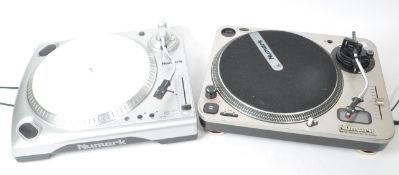 NUMARK - TWO TURNTABLE VINYL MIXING DECKS