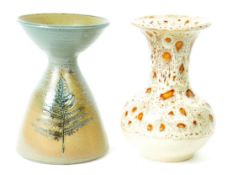 TWO PIECES OF LATE 20TH-CENTURY SOUTH WEST ENGLAND STUDIO POTTERY