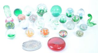 COLLECTION OF VINTAGE 20TH CENTURY GLASS PAPERWEIGHTS