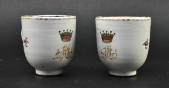 FIRST PERIOD WORCESTER - PAIR OF LATE 18TH CENTURY ARMORIAL TEA CUPS