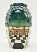 MOORCROFT - JUMEIRAH VASE - VINTAGE LATE 20TH CENTURY CERAMIC VASE