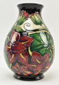 MOORCROFT - PALMATA PATTERN - VINTAGE LATE 20TH CENTURY VASE