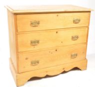 PINE VICTORIAN 19TH CENTURY CHEST OF DRAWERS