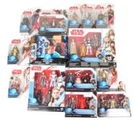 STAR WARS - FORCE LINK - CARDED ACTION FIGURES