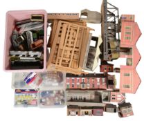 MODEL RAILWAY - COLLECTION OF OO GAUGE MODEL RAILWAY ACCESSORIES