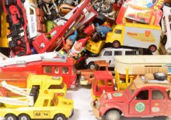 DIECAST - COLLECTION OF ASSORTED DIECAST MODEL VEHICLES