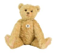 TEDDY BEARS - GERMAN STEIFF TEDDY BEAR WITH GROWER