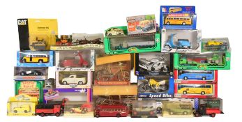 DIECAST - COLLECTION OF ASSORTED DIECAST MODELS