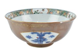QING CAFÉ-AU-LAIT GROUND FAMILLE-VERTE 'LOTUS POND' BOWL 紫金釉內五彩莲塘图大盌