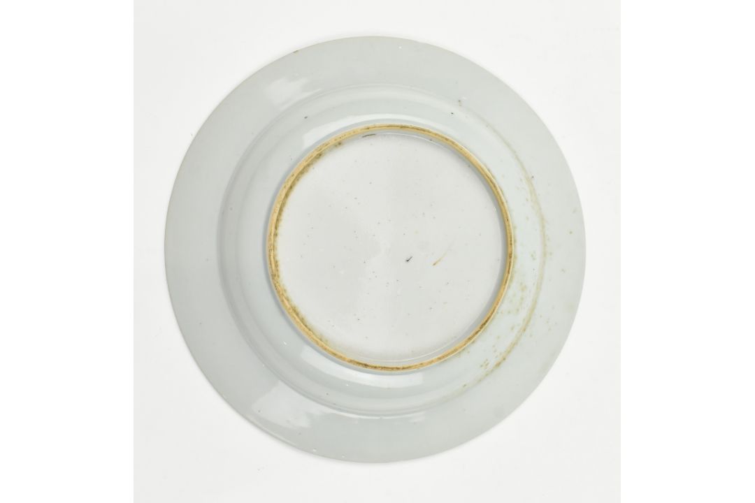 FOUR QING DYNASTY BLUE AND WHITE PORCELAIN PLATES 清 青花山水盘四件 - Bild 5 aus 9