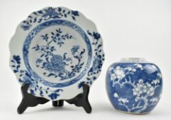 QING BLUE AND WHITE GINGER JAR & A CHARGER PLATE 清 青花冰梅罐和花卉盘