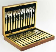 GEORGE V HALLMARKED SILVER CASED SET OF TWELVE FISH KNIVES & FORKS