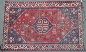 EARLY 20TH CENTURY PERSIAN QASHGAI RUG