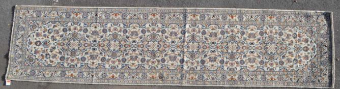 VINTAGE 20TH CENTURY CENTRAL PERSIAN KASHAN CARPET FLOOR RUNNER