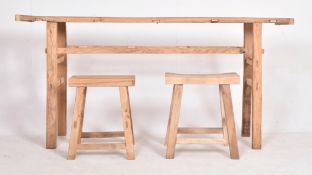 VINTAGE 20TH CENTURY RECLAIMED ELM HALL TABLE WITH TWO STOOLS