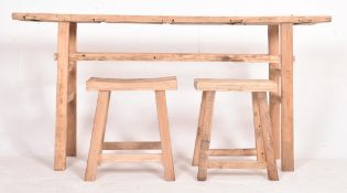 VINTAGE 20TH CENTURY RECLAIMED ELM HALL TABLE WITH TWO STOOLS