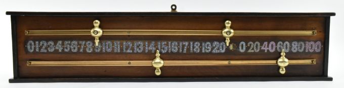 VINTAGE 20TH CENTURY MAHOGANY & BRASS SNOOKERS SCOREBOARD