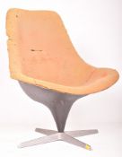 LURASHELL - MID CENTURY 1960S FIBERGLASS EGG SWIVEL CHAIR