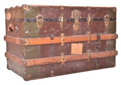 LARGE EARLY 20TH CENTURY STEAMER TRUNK TRAVEL CHEST