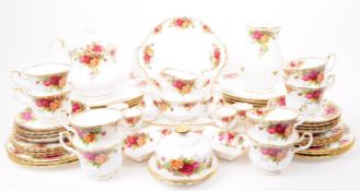 ROYAL ALBERT - OLD COUNTRY ROSES - PORCELAIN DINNER SET