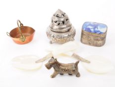 COLLECTION OF ASSORTED 20TH CENTURY VINTAGE PIECES