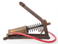 KISMET BABY - VINTAGE 20TH CENTURY MANUAL FOOTPUMP