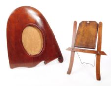 EARLY 20TH CENTURY PICTURE FRAME WITH A SMALL EASEL