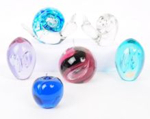 COLLECTION OF SIX VINTAGE LATE 20TH CENTURY PAPERWEIGHTS