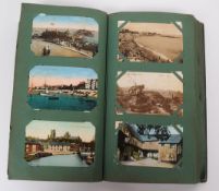 COLLECTION OF VINTAGE EARLY 20TH CENTURY BRITISH POSTCARDS