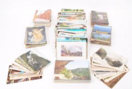 COLLECTION OF ASSORTED 20TH CENTURY POSTCARDS