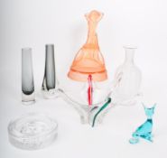 COLLECTION OF VINTAGE 20TH CENTURY GLASS PIECES