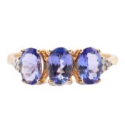 HALLMARKED 9CT GOLD TANZANITE & DIAMOND RING