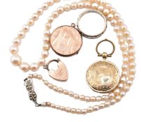 COLLECTION OF GOLD & PEARL & YELLOW METAL JEWELLERY