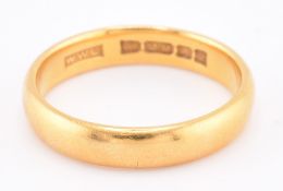 HALLMARKED 22CT GOLD BAND RING