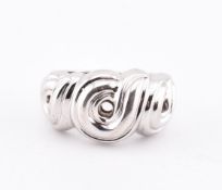 18CT WHITE GOLD BOUCHERON RING