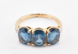 HALLMARKED 9CT GOLD ORISSA KYANITE & WHITE ZIRCON RING