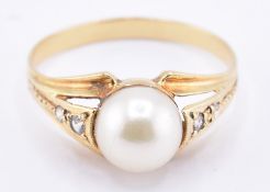 HIGH CARAT PEARL & WHITE STONE RING
