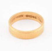 HALLMARKED 22CT GOLD BAND RING
