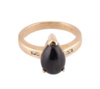 HALLMARKED 9CT GOLD WHITE TOPAZ & STAR DIOPSIDE