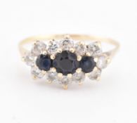 HALLMARKED 18CT GOLD SAPPHIRE & WHITE STONE CLUSTER RING